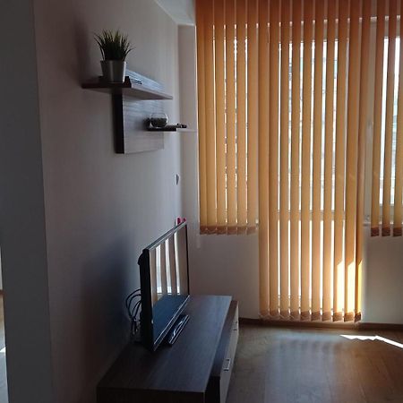 Apartments Vesi And Gery เปาโมเรีย ภายนอก รูปภาพ