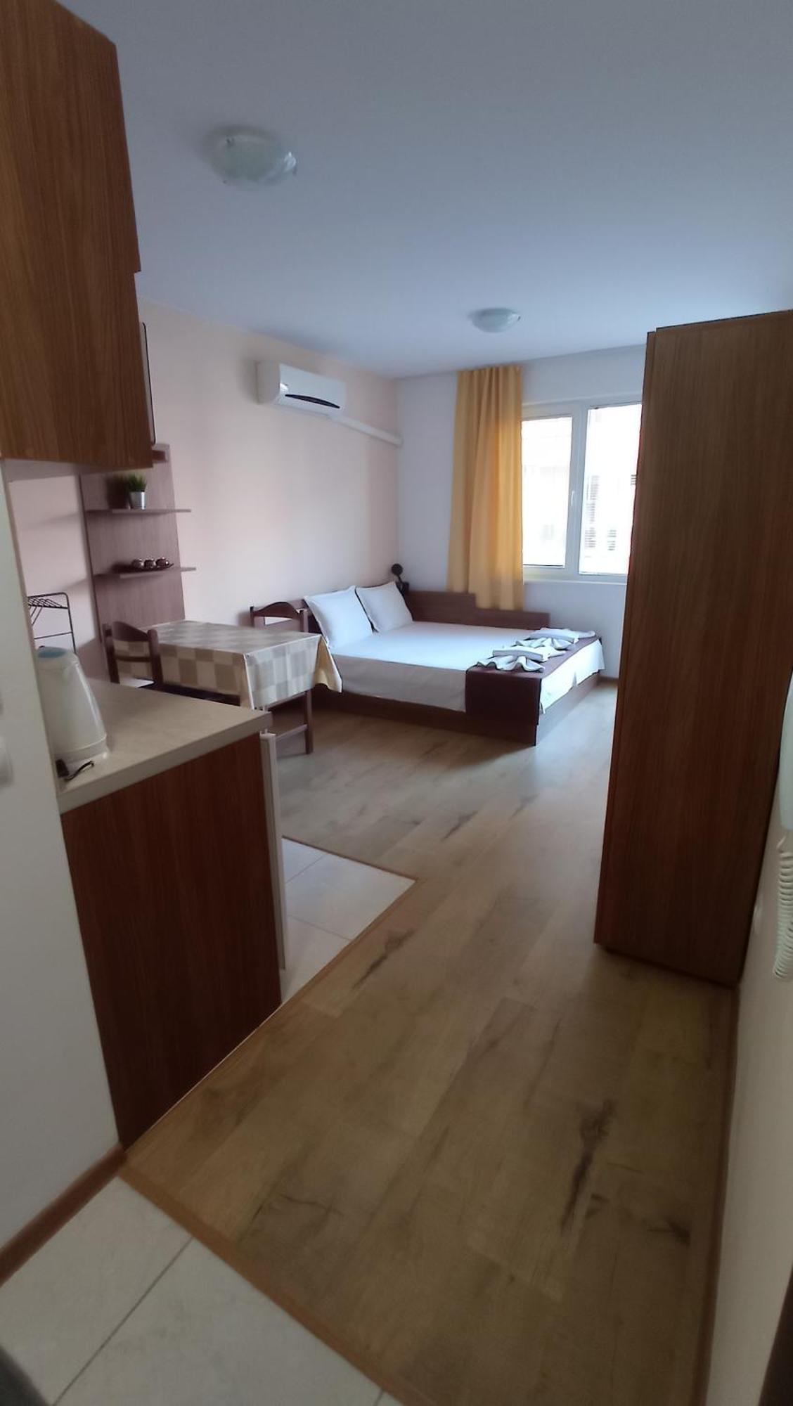 Apartments Vesi And Gery เปาโมเรีย ภายนอก รูปภาพ