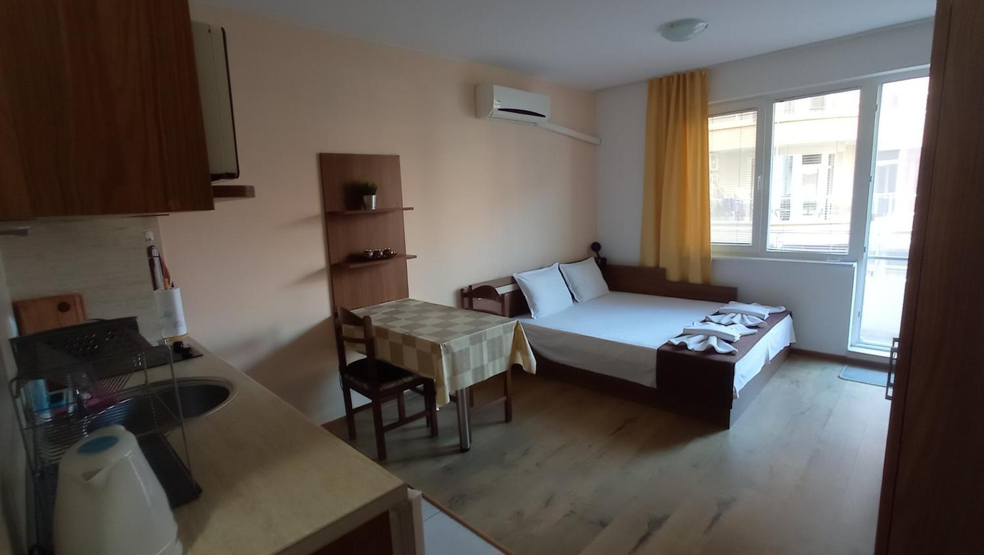 Apartments Vesi And Gery เปาโมเรีย ภายนอก รูปภาพ